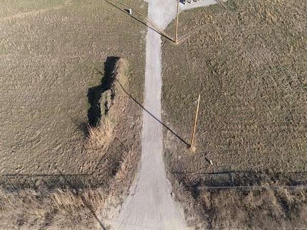 5 Acres of Residential Land for Sale in Mounds, Oklahoma