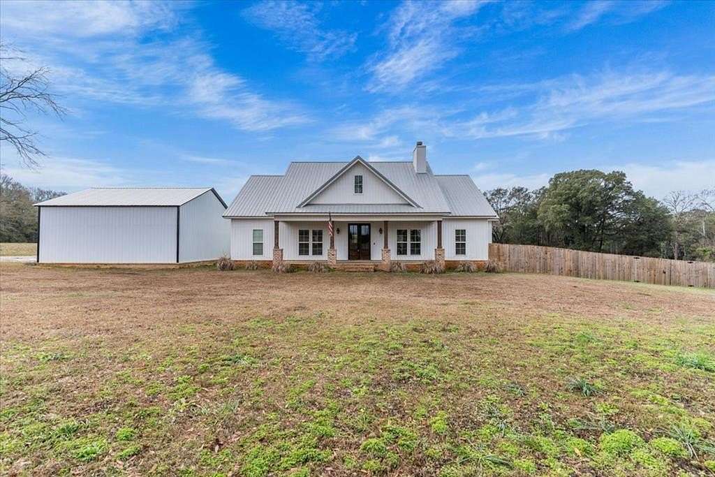 2 Acres of Residential Land with Home for Sale in Enterprise, Alabama