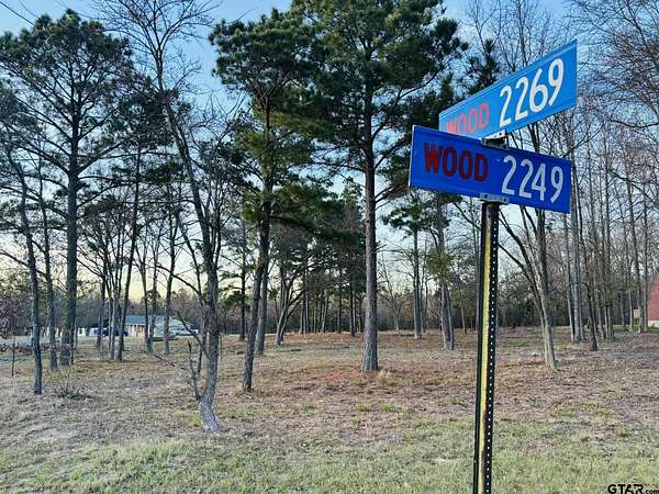 0.64 Acres of Land for Sale in Mineola, Texas