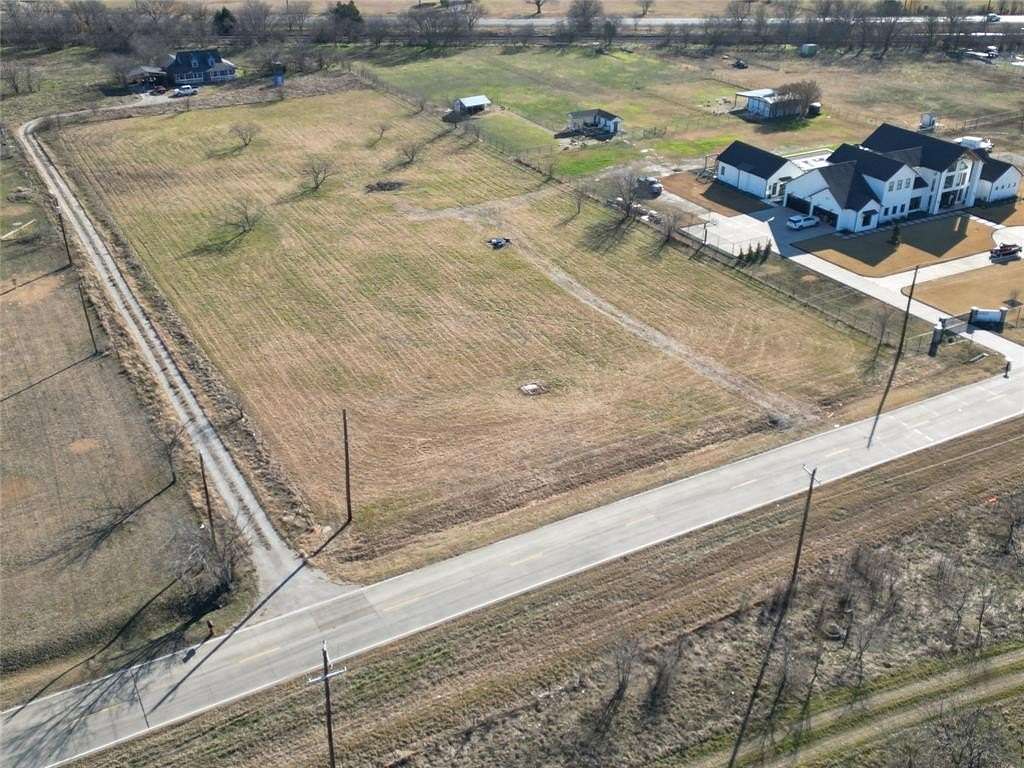 1 Acre of Residential Land for Sale in Denton, Texas