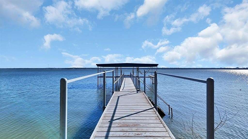 2 Acres of Land with Home for Sale in Quinlan, Texas