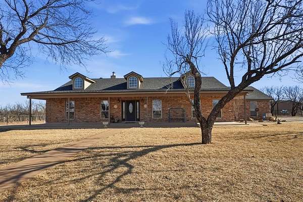 15.6 Acres of Land with Home for Sale in Merkel, Texas