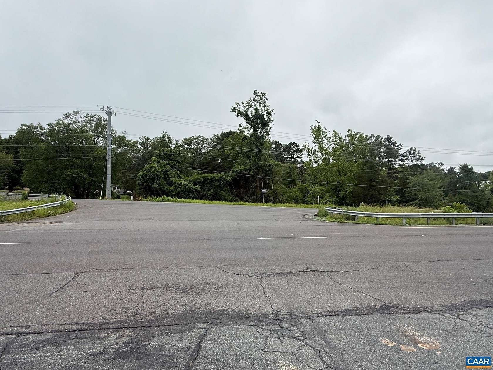 1.6 Acres of Improved Mixed-Use Land for Sale in Barboursville, Virginia