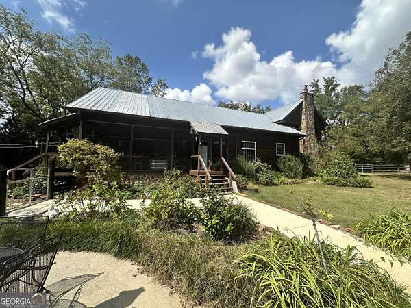 7.32 Acres of Residential Land with Home for Sale in Commerce, Georgia