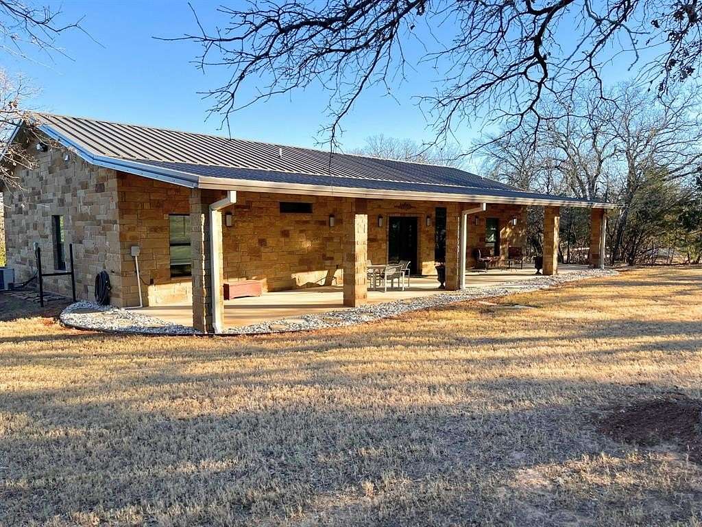 3.16 Acres of Residential Land with Home for Lease in Granbury, Texas
