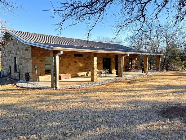 3.16 Acres of Residential Land with Home for Lease in Granbury, Texas