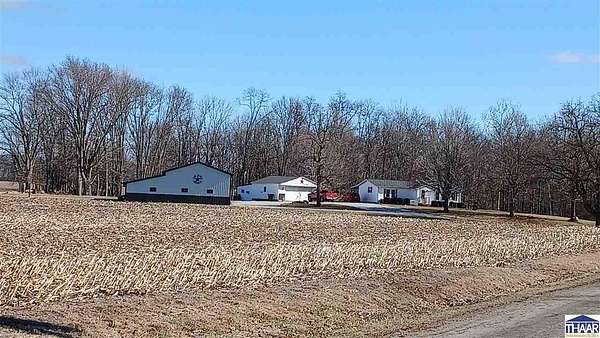 2.26 Acres of Residential Land with Home for Sale in Rockville, Indiana