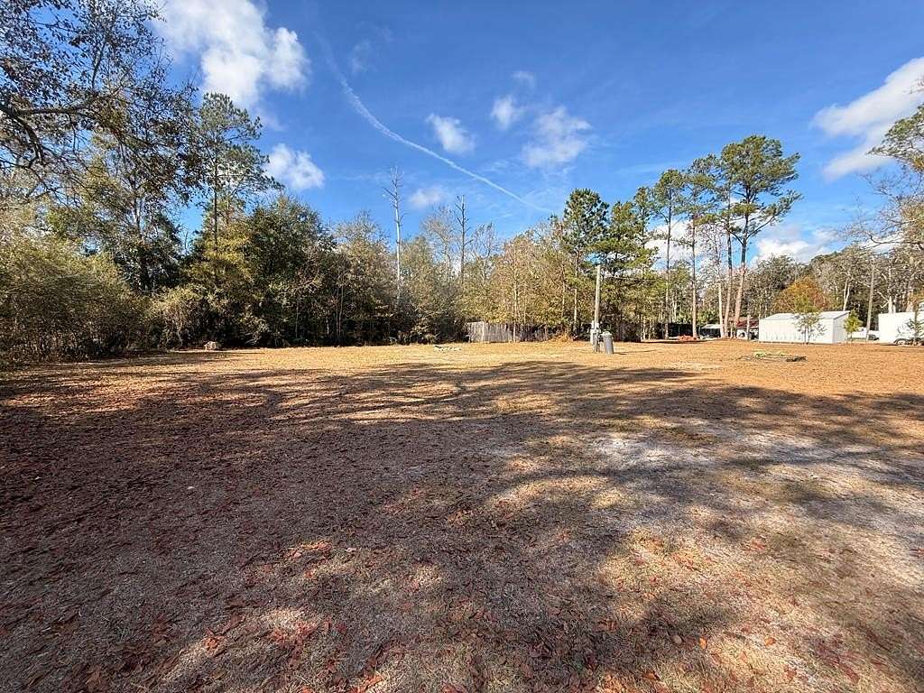 0.5 Acres of Land for Sale in Wewahitchka, Florida