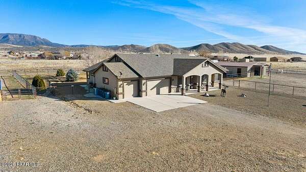 2 Acres of Residential Land with Home for Sale in Prescott Valley, Arizona