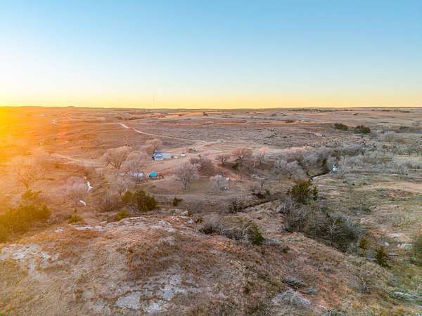 200 Acres of Land with Home for Sale in Mooreland, Oklahoma