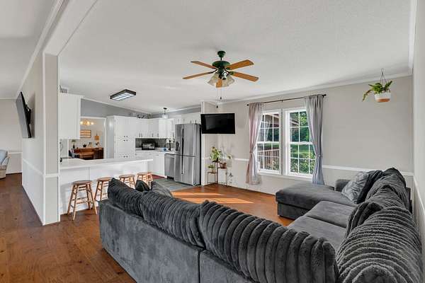 5 Acres of Residential Land with Home for Sale in Castalian Springs, Tennessee