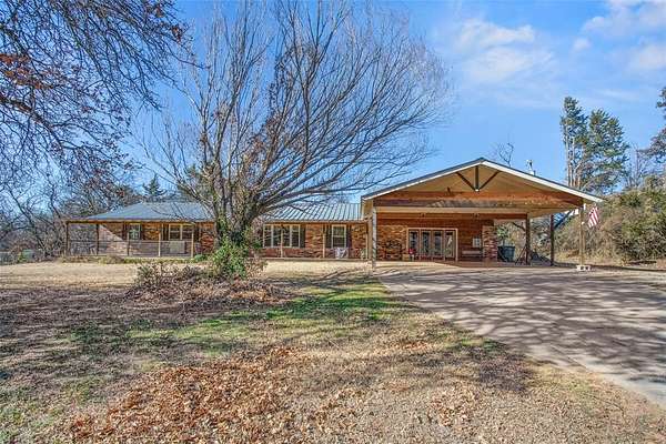 2.5 Acres of Residential Land with Home for Sale in Edmond, Oklahoma