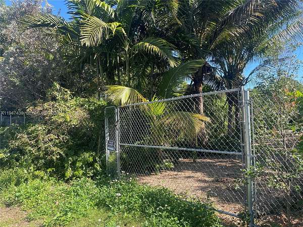 0.45 Acres of Residential Land for Sale in North Miami, Florida