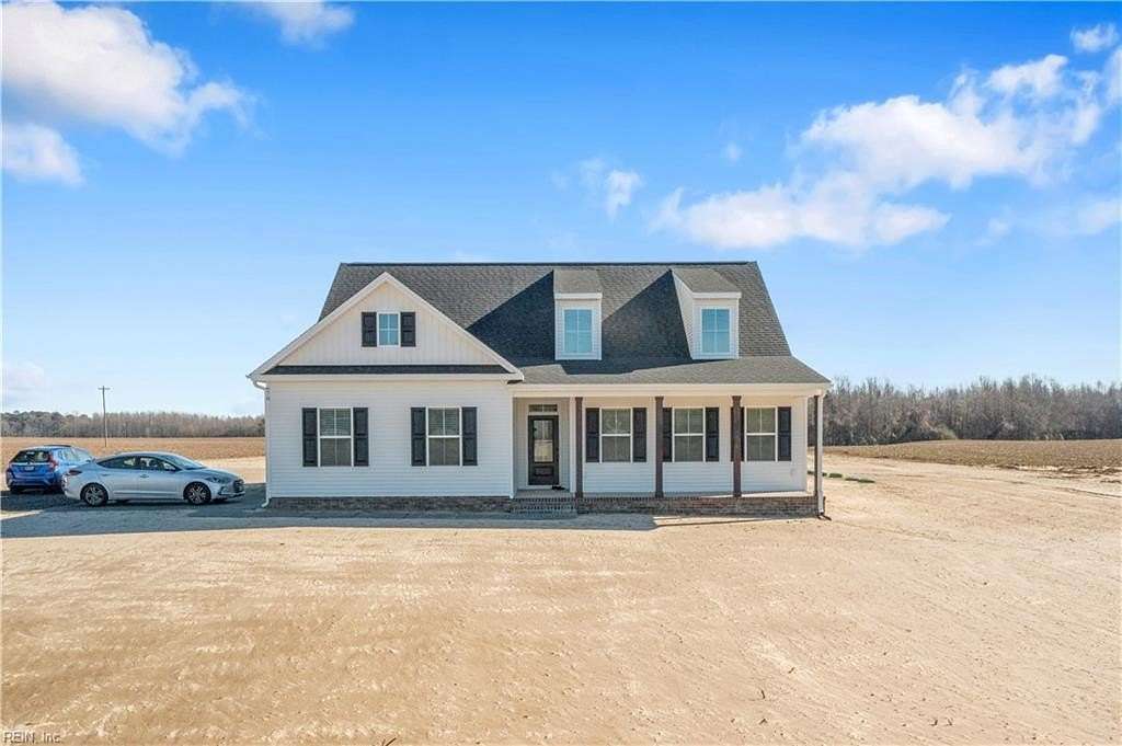 2.53 Acres of Land with Home for Sale in Suffolk, Virginia