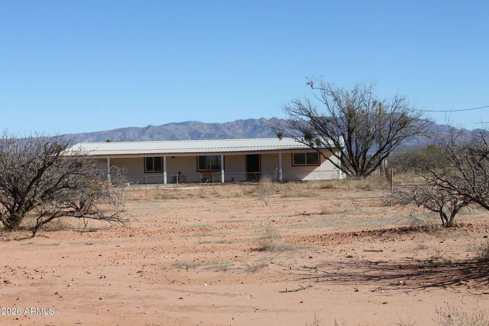 5.44 Acres of Residential Land with Home for Sale in Hereford, Arizona