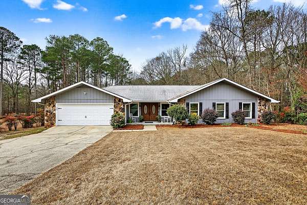 3.2 Acres of Residential Land with Home for Sale in Fayetteville, Georgia