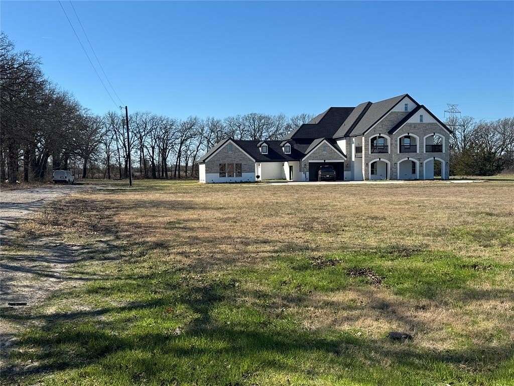2 Acres of Residential Land with Home for Lease in Combine, Texas