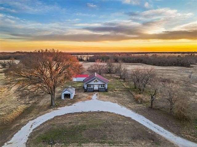 5.63 Acres of Residential Land with Home for Sale in Durant, Oklahoma