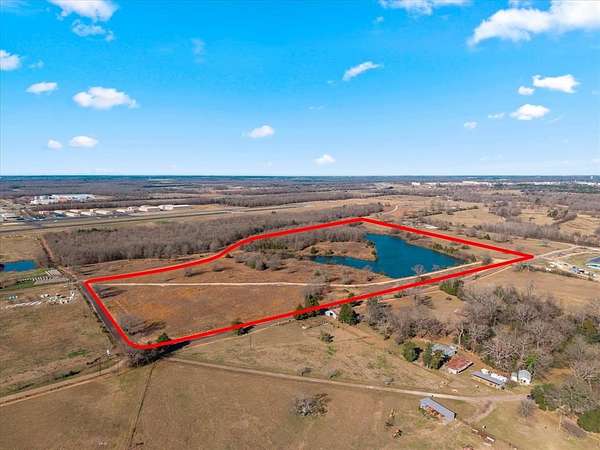 50 Acres of Agricultural Land for Sale in Mount Pleasant, Texas