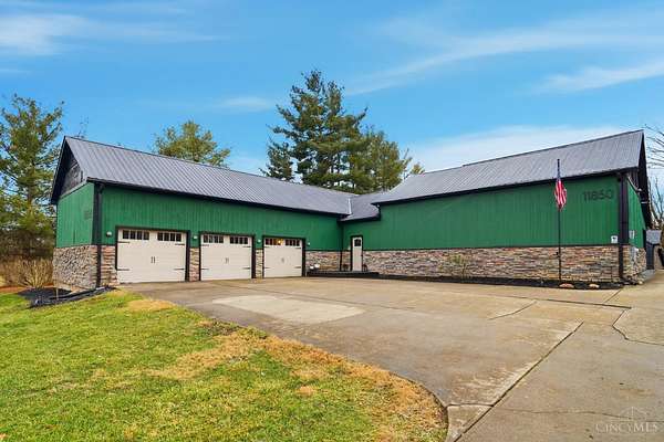 11.6 Acres of Land with Home for Sale in Germantown, Ohio