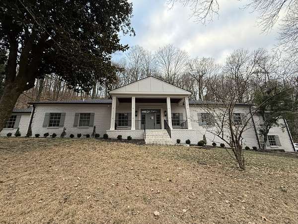 2.38 Acres of Residential Land with Home for Sale in Nashville, Tennessee