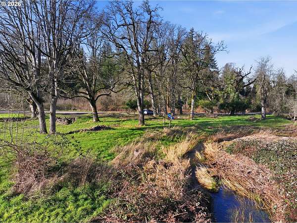 1.15 Acres of Residential Land for Sale in Molalla, Oregon