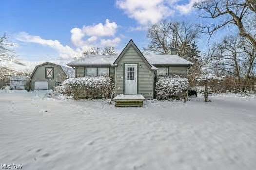 4.5 Acres of Residential Land with Home for Sale in Homerville, Ohio