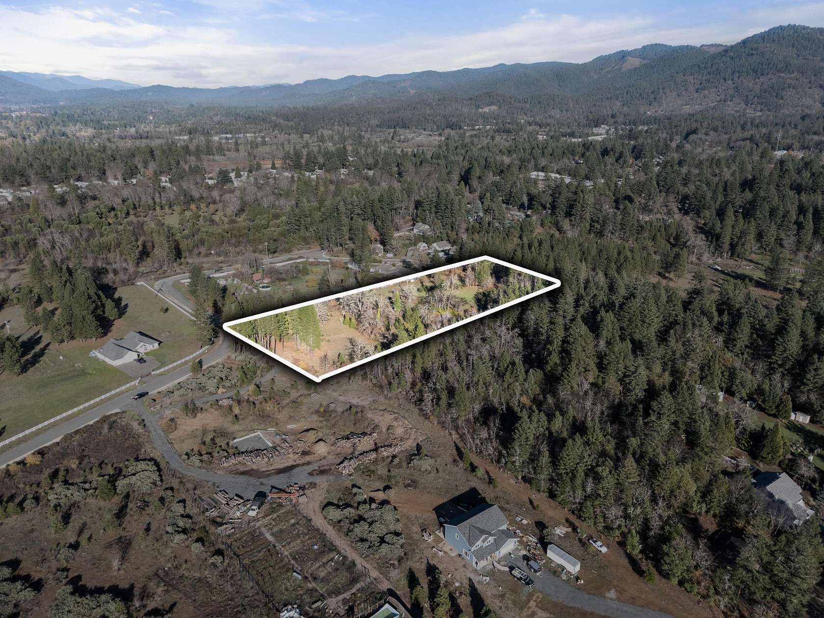 4.7 Acres of Residential Land for Sale in Cave Junction, Oregon