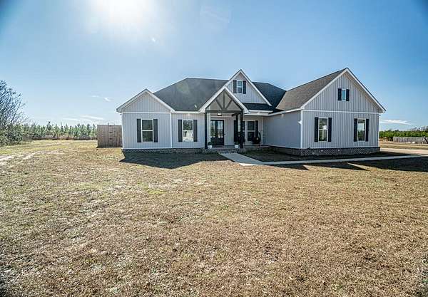 1.5 Acres of Land with Home for Sale in Headland, Alabama