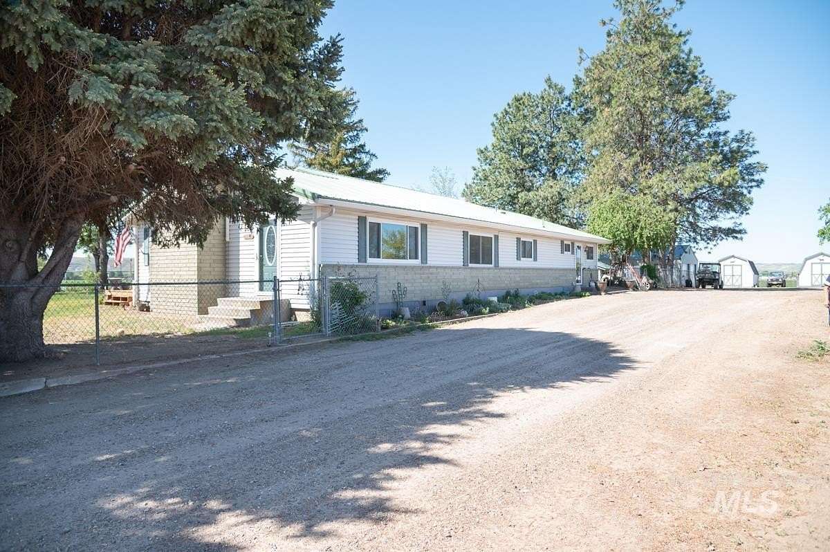 30.8 Acres of Agricultural Land with Home for Sale in Weiser, Idaho