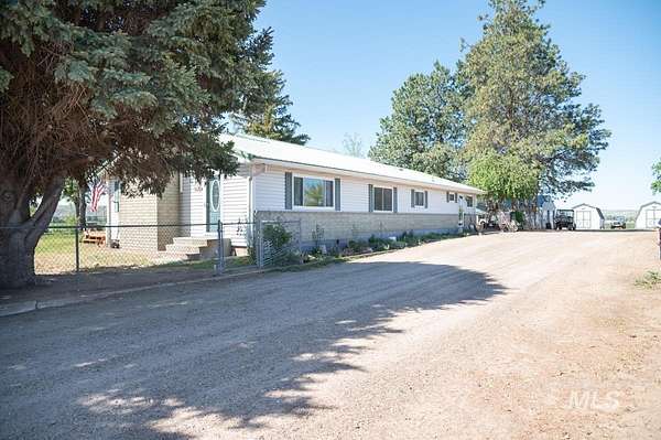 30.8 Acres of Agricultural Land with Home for Sale in Weiser, Idaho