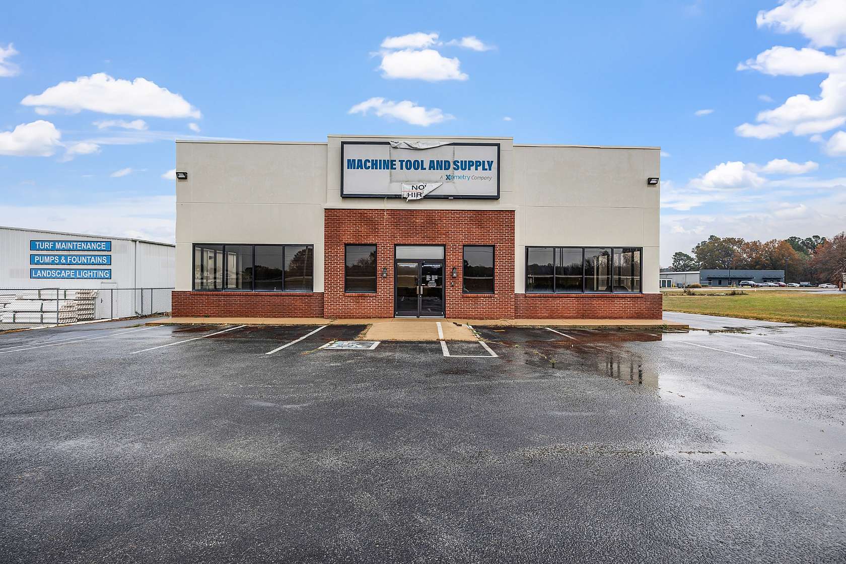 1.75 Acres of Improved Commercial Land for Sale in Jackson, Tennessee