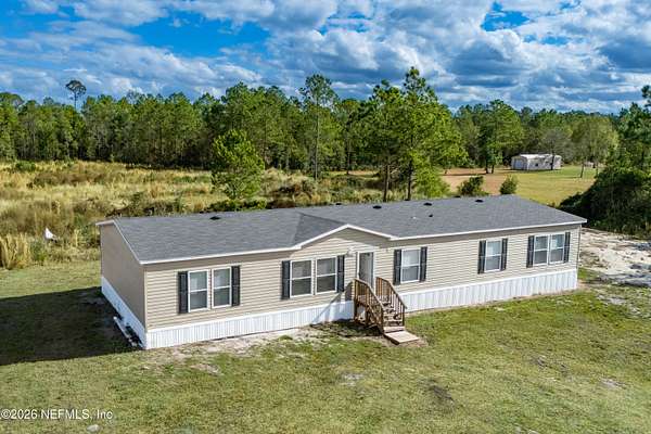 10 Acres of Land with Home for Sale in Keystone Heights, Florida