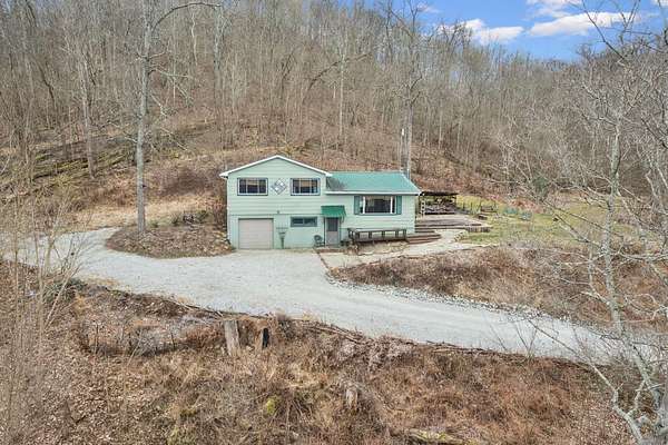 9.55 Acres of Residential Land with Home for Sale in Augusta, Kentucky