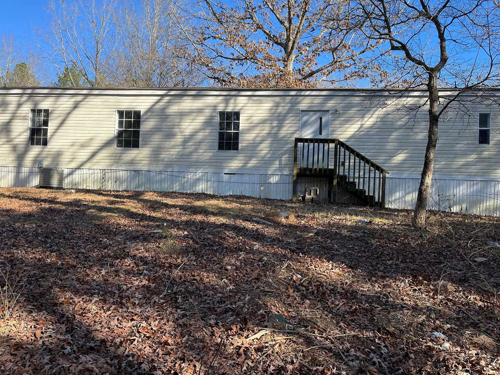 9 Acres of Land with Home for Sale in Haleyville, Alabama