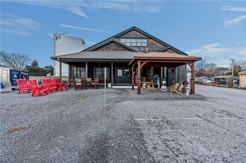1.55 Acres of Improved Commercial Land for Sale in Portsmouth, Rhode Island