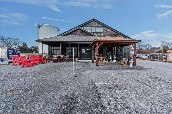 1.55 Acres of Improved Commercial Land for Sale in Portsmouth, Rhode Island