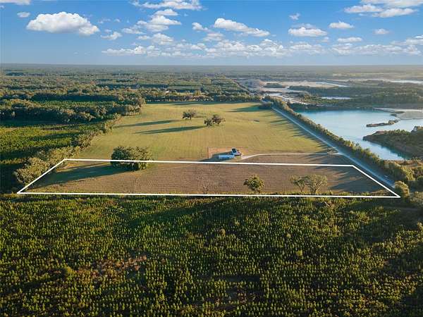 9.84 Acres of Land for Sale in Newberry, Florida