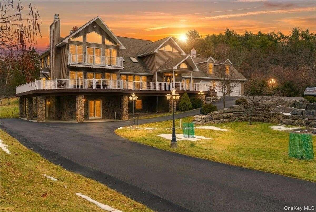 4 Acres of Residential Land with Home for Sale in Catskill, New York