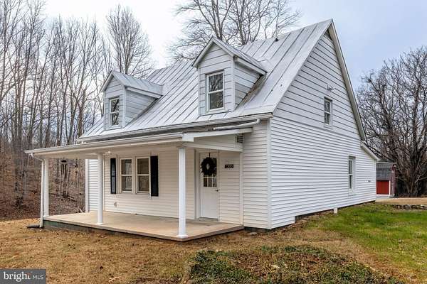 3 Acres of Residential Land with Home for Sale in Aroda, Virginia