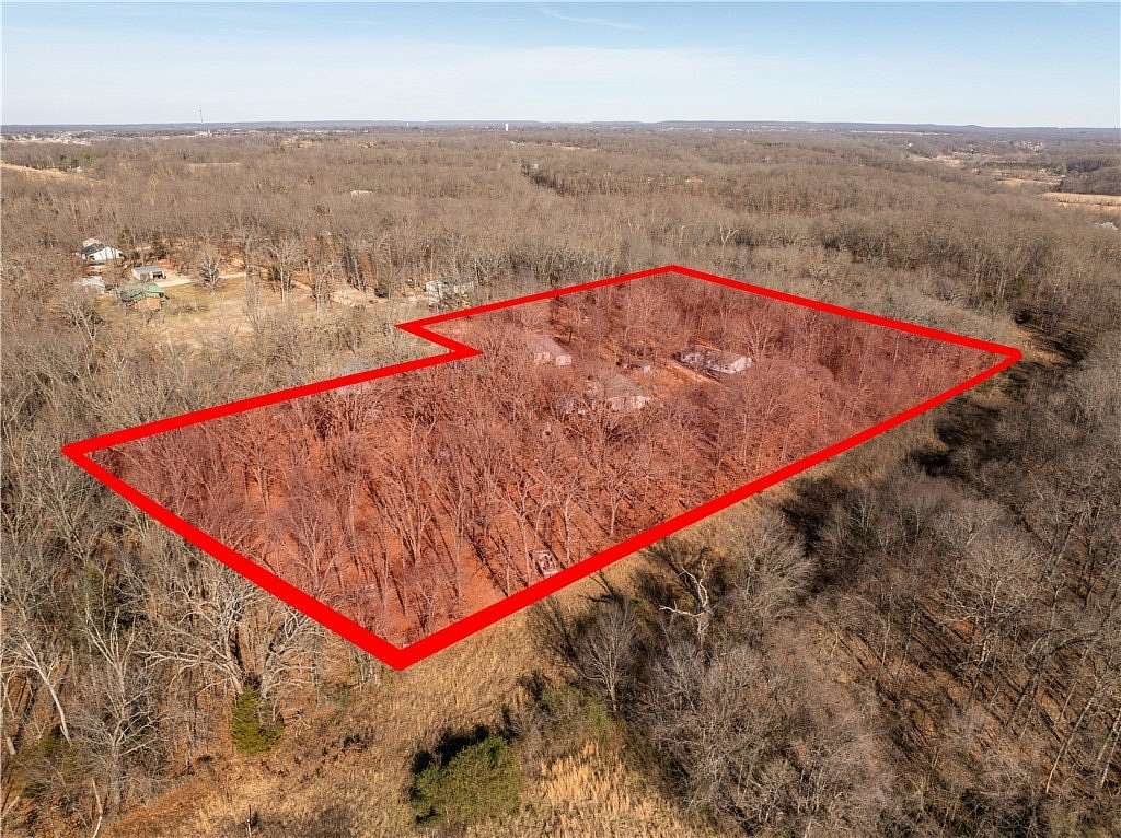 5.56 Acres of Land for Sale in Bentonville, Arkansas
