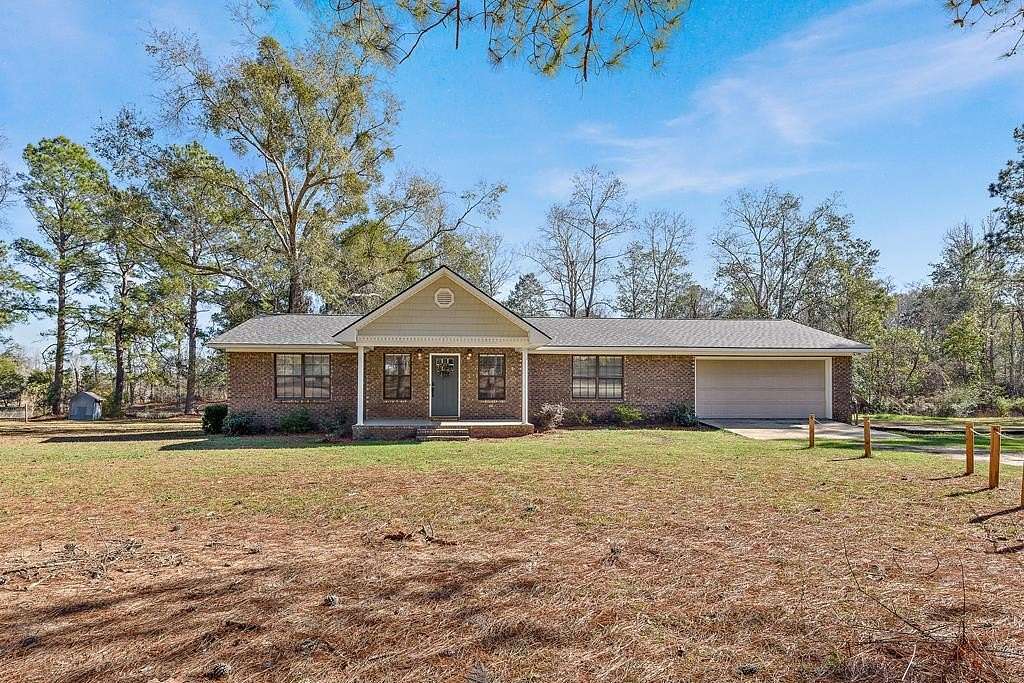 10.5 Acres of Land with Home for Sale in Slocomb, Alabama