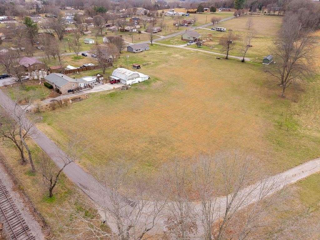 0.75 Acres of Land for Sale in Doyle, Tennessee