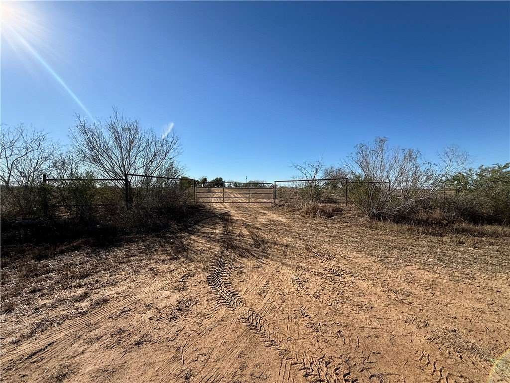 115 Acres of Recreational Land & Farm for Sale in Alice, Texas