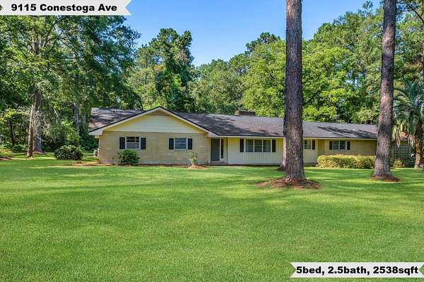2.64 Acres of Land with Home for Sale in Tallahassee, Florida