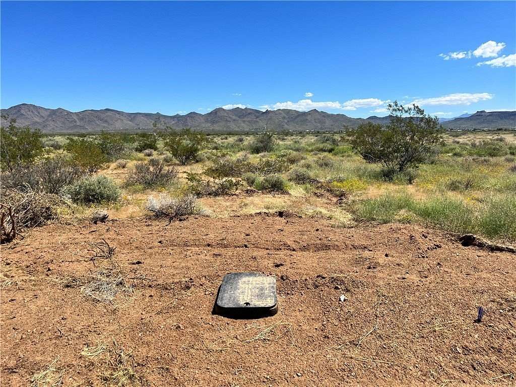 4.78 Acres of Residential Land for Sale in Golden Valley, Arizona