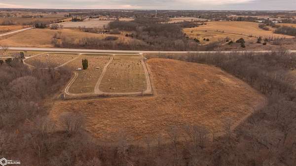 16 Acres of Land for Sale in Delta, Iowa