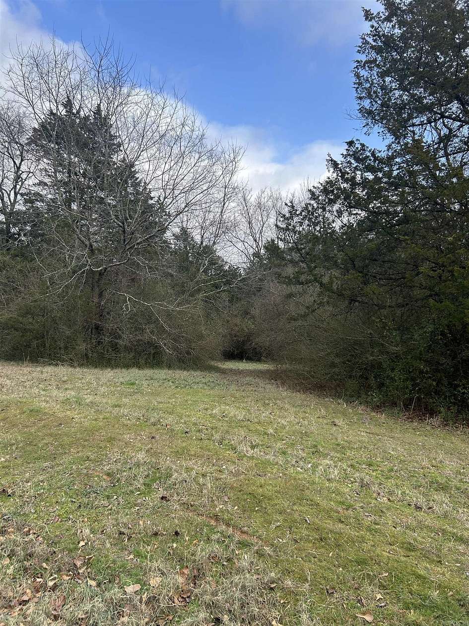 2.6 Acres of Residential Land for Sale in Greenbrier, Arkansas