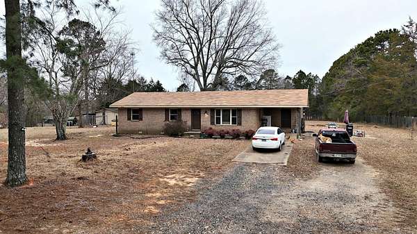 2.1 Acres of Residential Land with Home for Sale in Mena, Arkansas