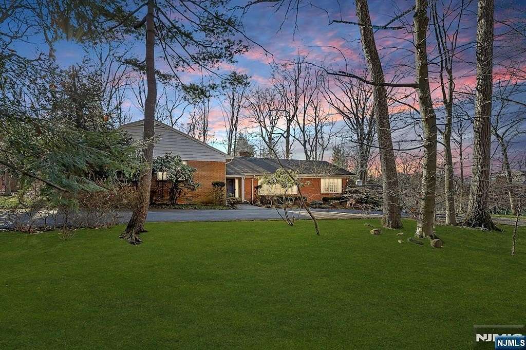 2 Acres of Land with Home for Sale in Alpine, New Jersey